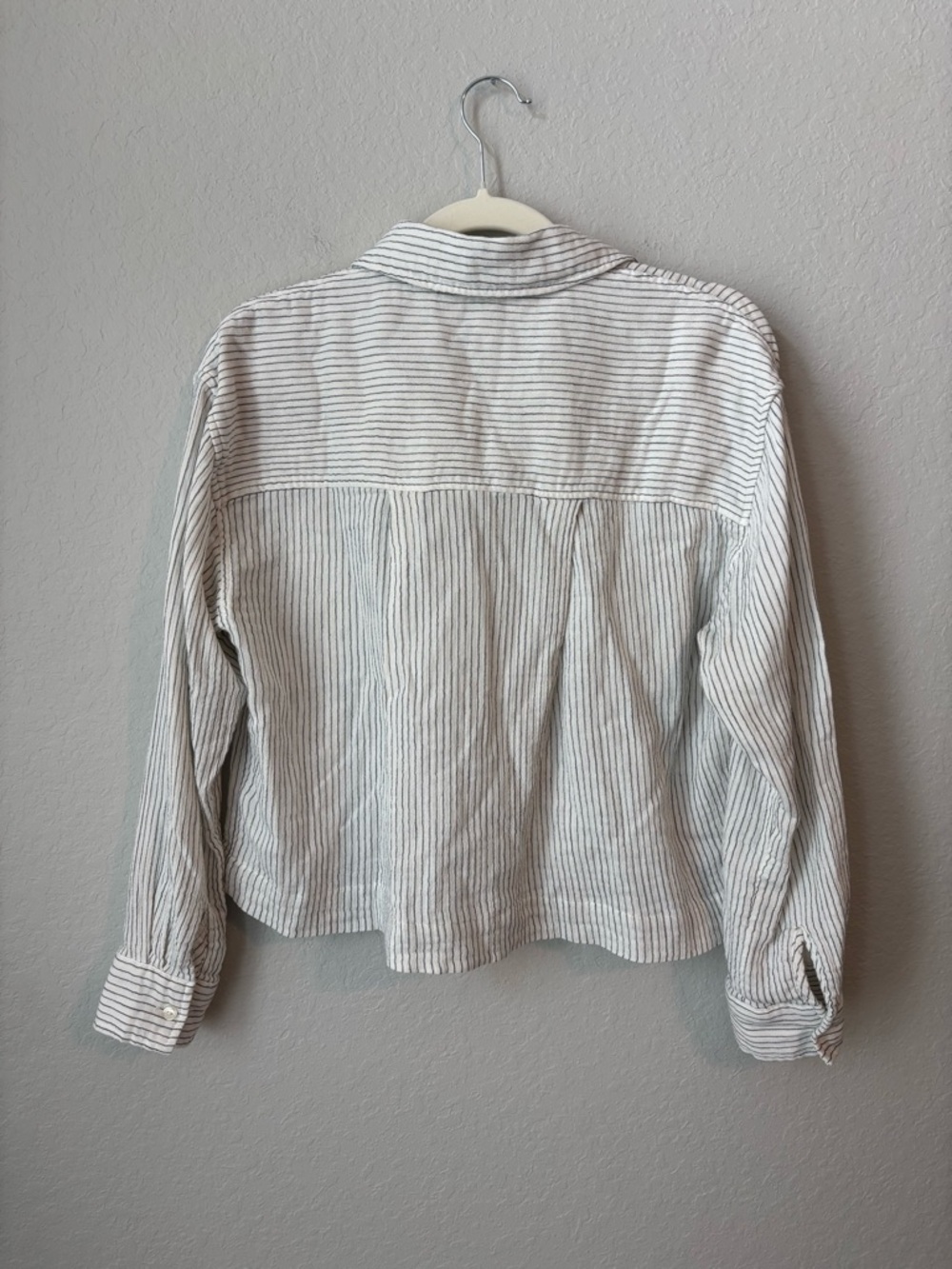 Z Supply Del Mar Striped Cream Shirt - Picture 6 of 9